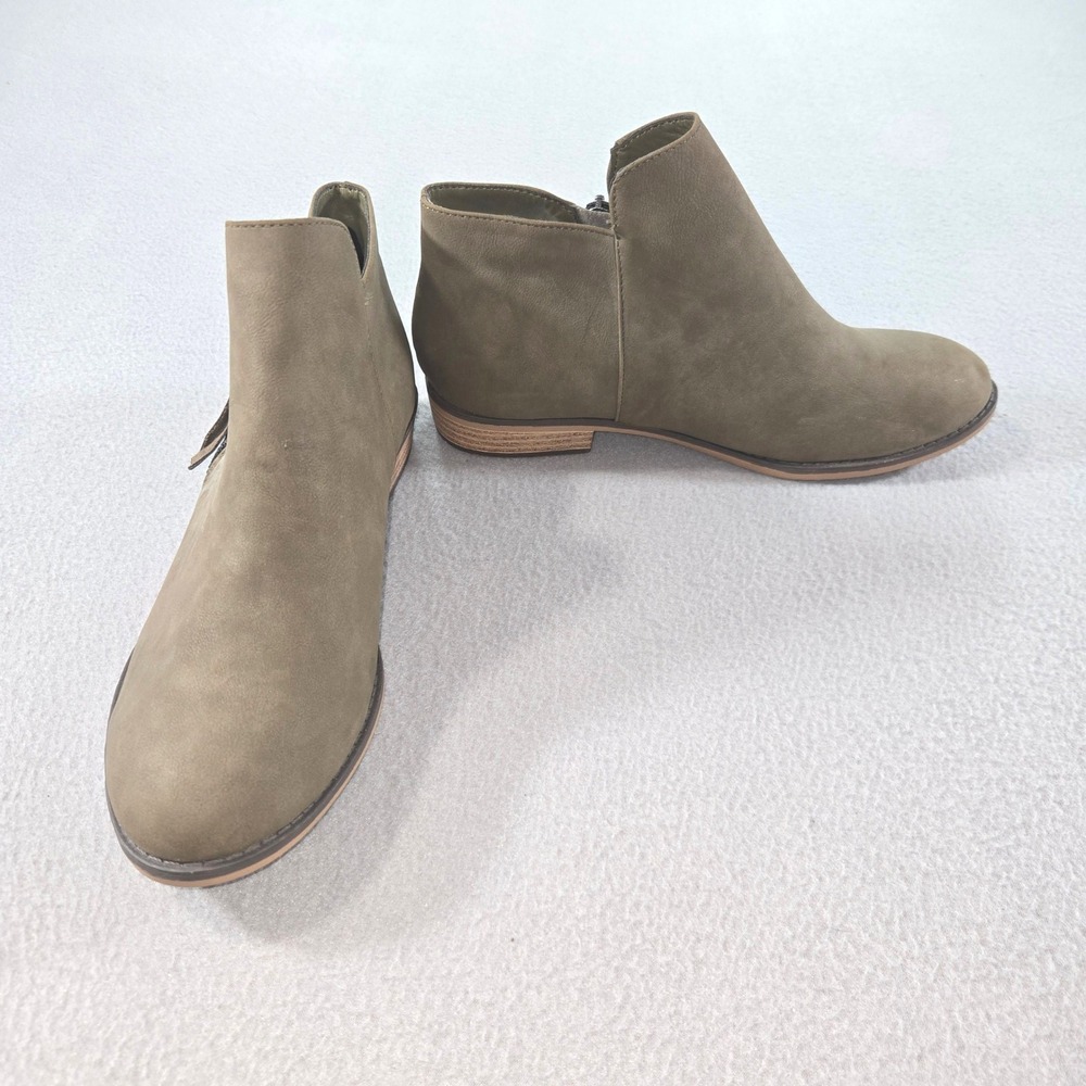 City classified Ankle Boots Women 8.5 Olive Green Faux Leather Side Zip Tassel